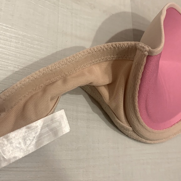 PINK, Victoria’s Secret strapless push-up bra. - Picture 3 of 7